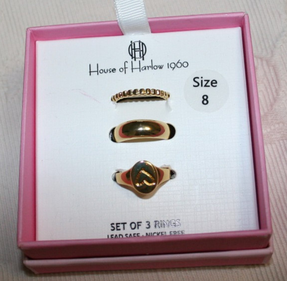 Set of 3 band rings Size 8 Gold tone Metal Patterned Ingraved Heart House of Har