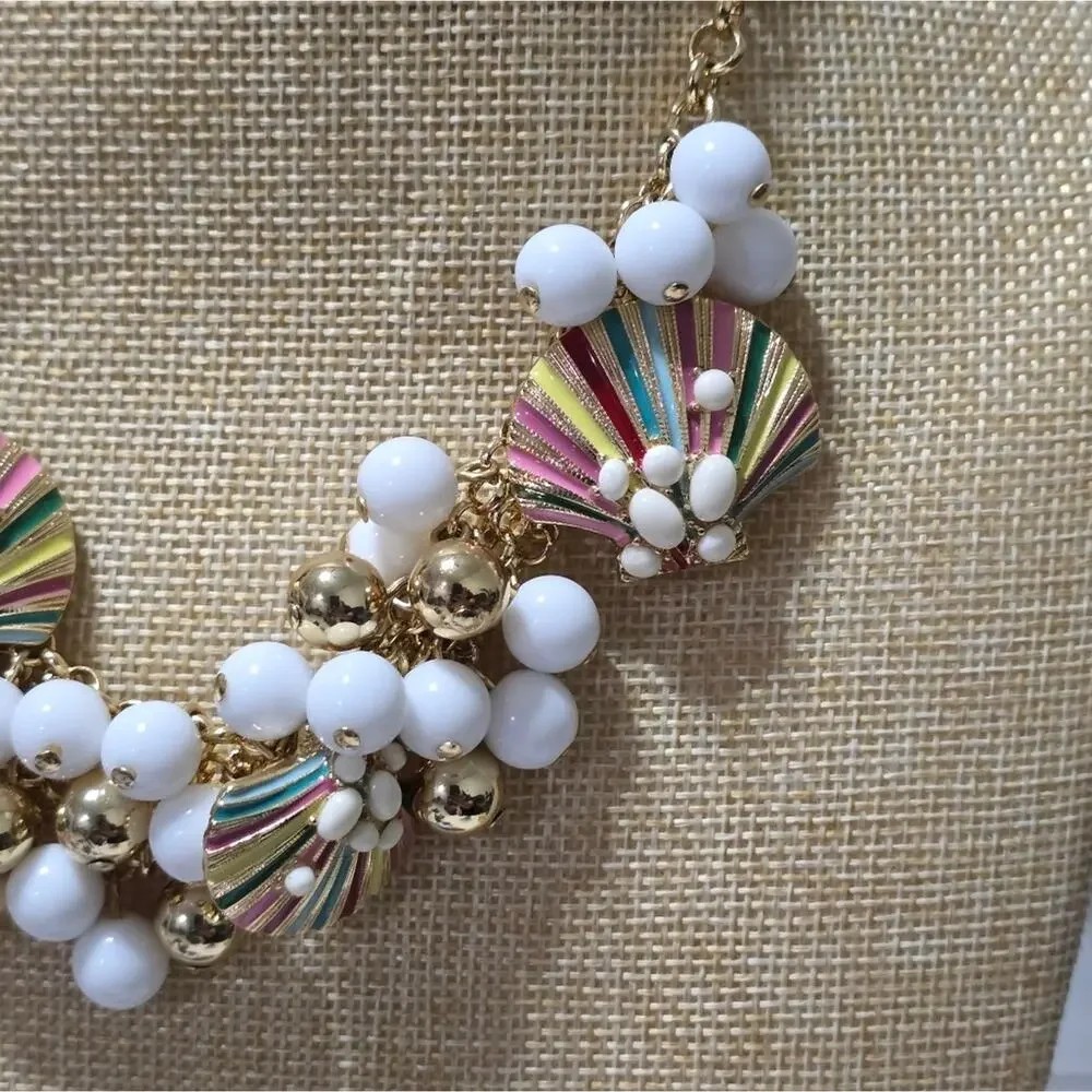 Talbots Multicolor Seashell Charm Beaded Gold Tone Statement Necklace Bib OS