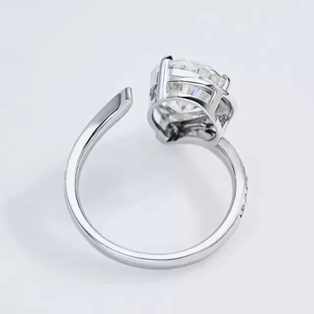 2.60Ct Simulated Diamond Bypass Anniversary Womens Ring 14K Yellow Gold Finish
