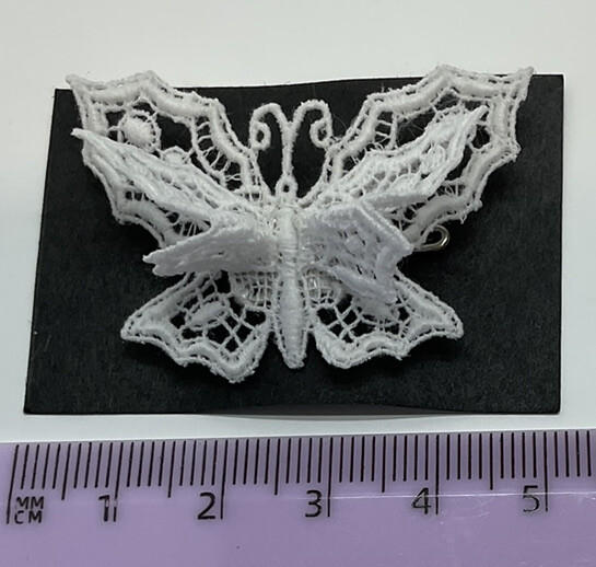Stiffened Lace Dimensional Butterfly Brooch. Approx 4.5×2.5cm. Handmade