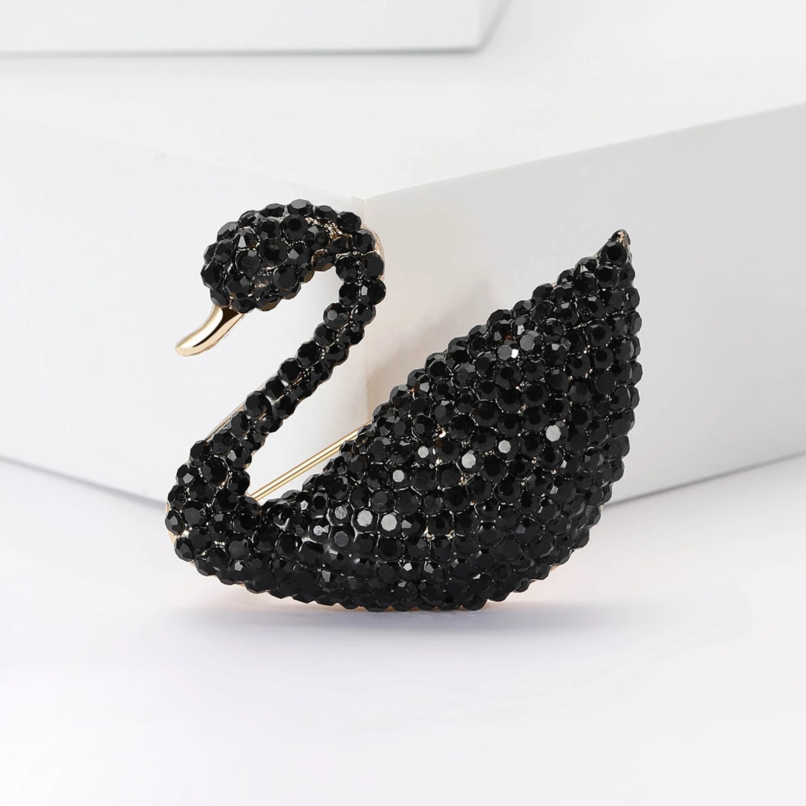 Pearl Swan Brooches for Women Men Rhinestone Animal Pins Friend Gifts Hot Sale