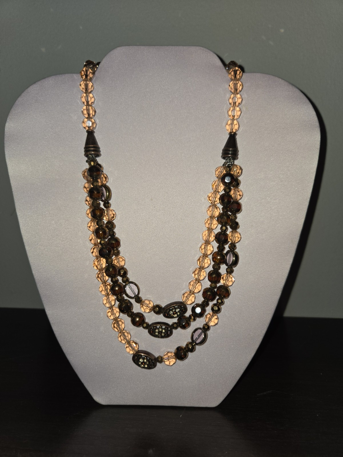 JILLBEADS Designed By JILL PFEFER Dew Drop Necklace Multicolored Beads Tan
