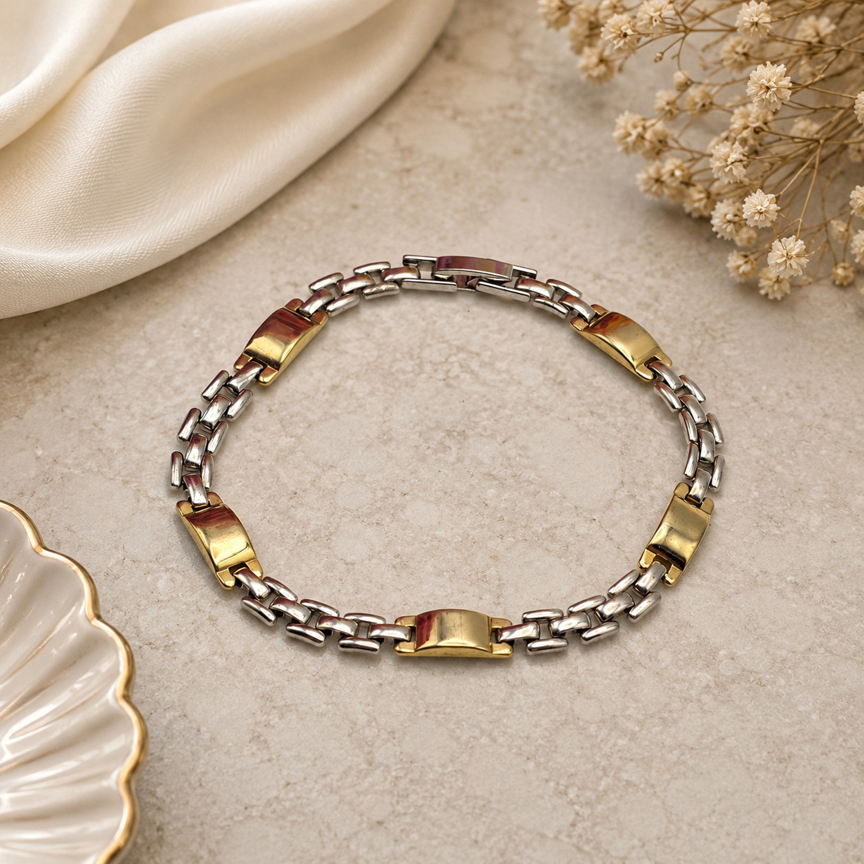 Two Tone Gold Silver Tone Bar Link Bracelet 7.25 In Hidden Fold Over Clasp