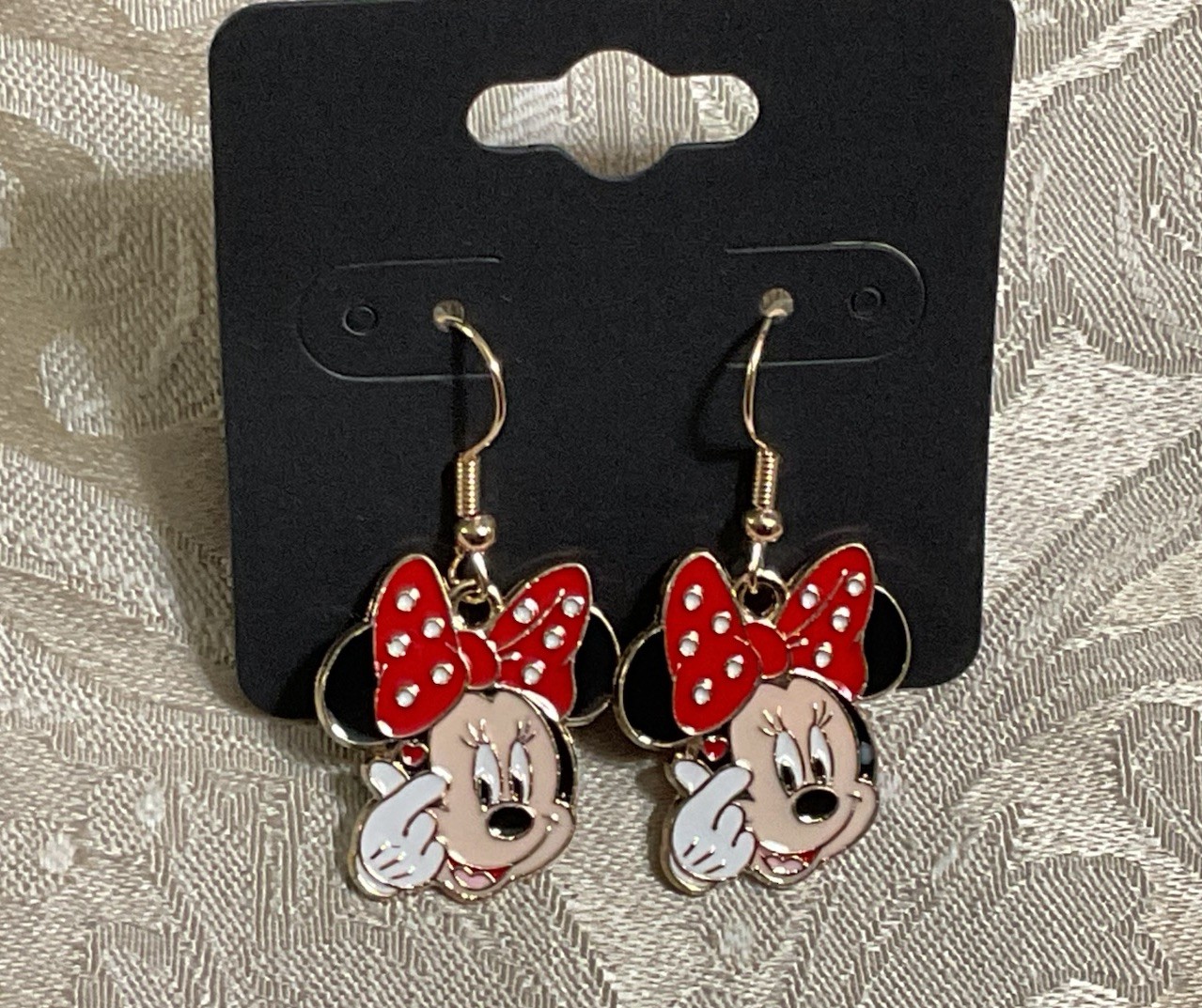 Minnie Red Bow Big Ear Mouse Cartoon Enamel Gold Dangle Adorable Earring Set