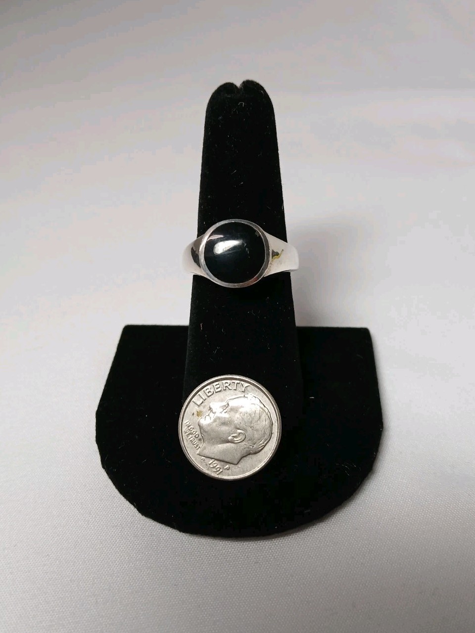 Sterling Silver Ring 925 Black Glass Cabochon – Size 7