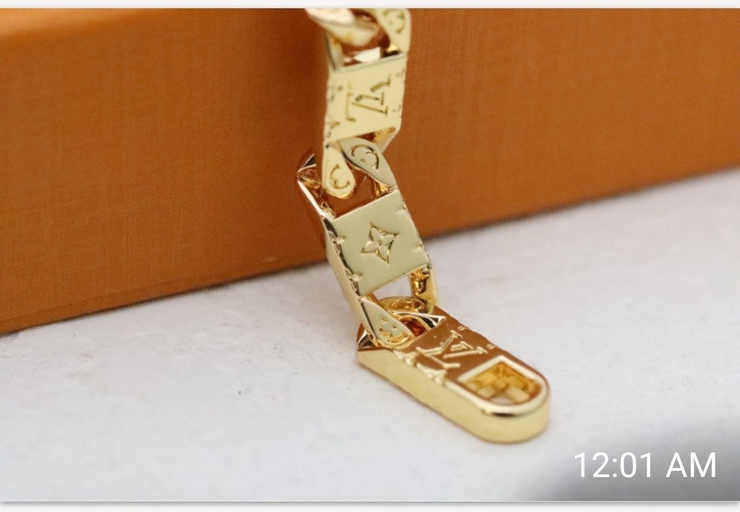 LOUIS VUITTON Bracelet Monogram 2 Toned Colorful Beautifull Just Gorgeous 7.48″
