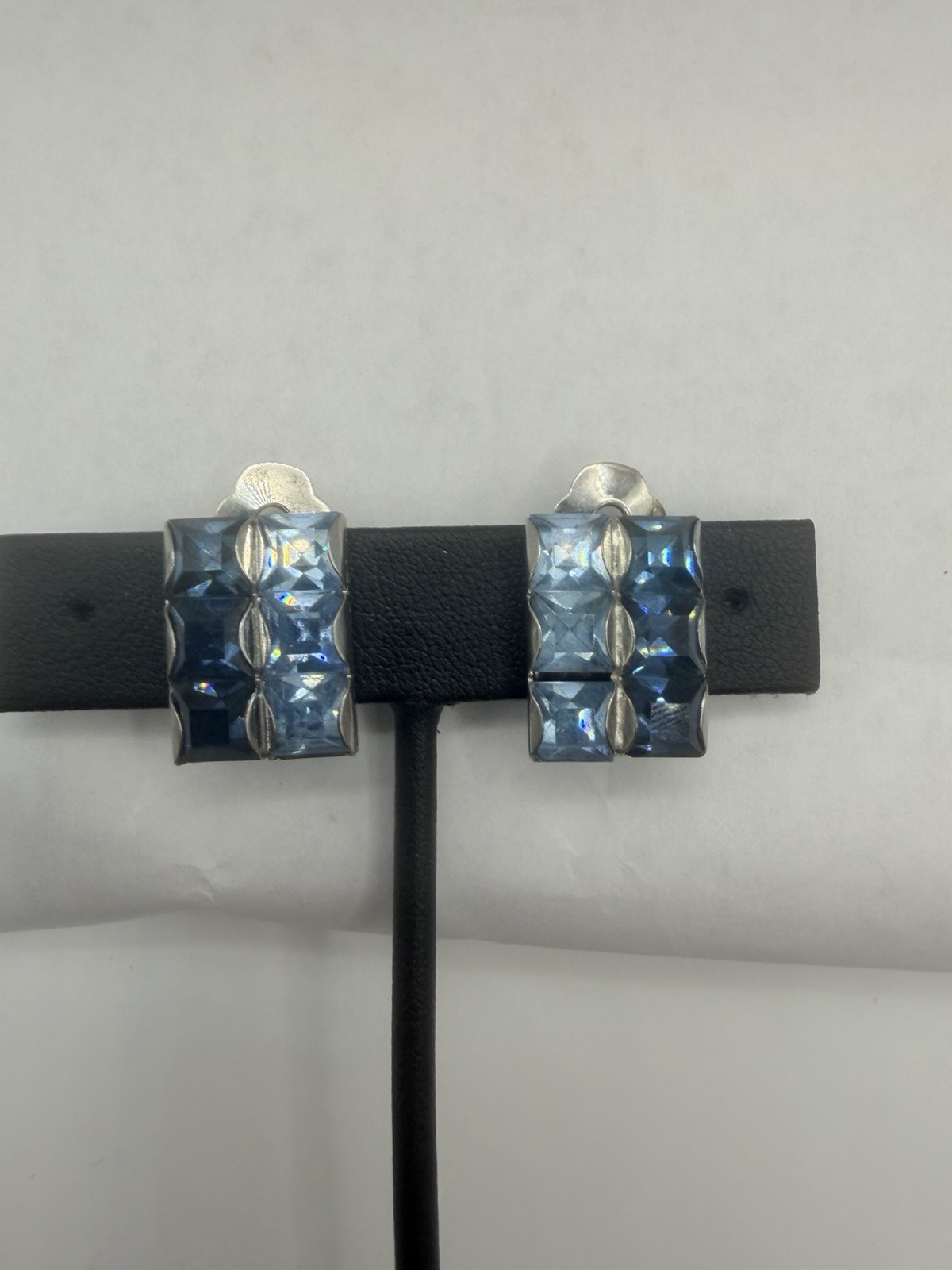 MCM Silver Tone Light & Medium Blue Square Rhinestones Clip On Earrings Estate