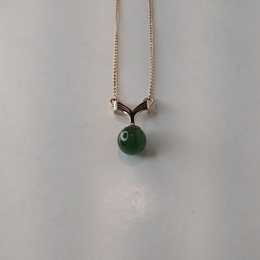Children’s ~ 12k Gold Filled Jade Necklace ~ 14″