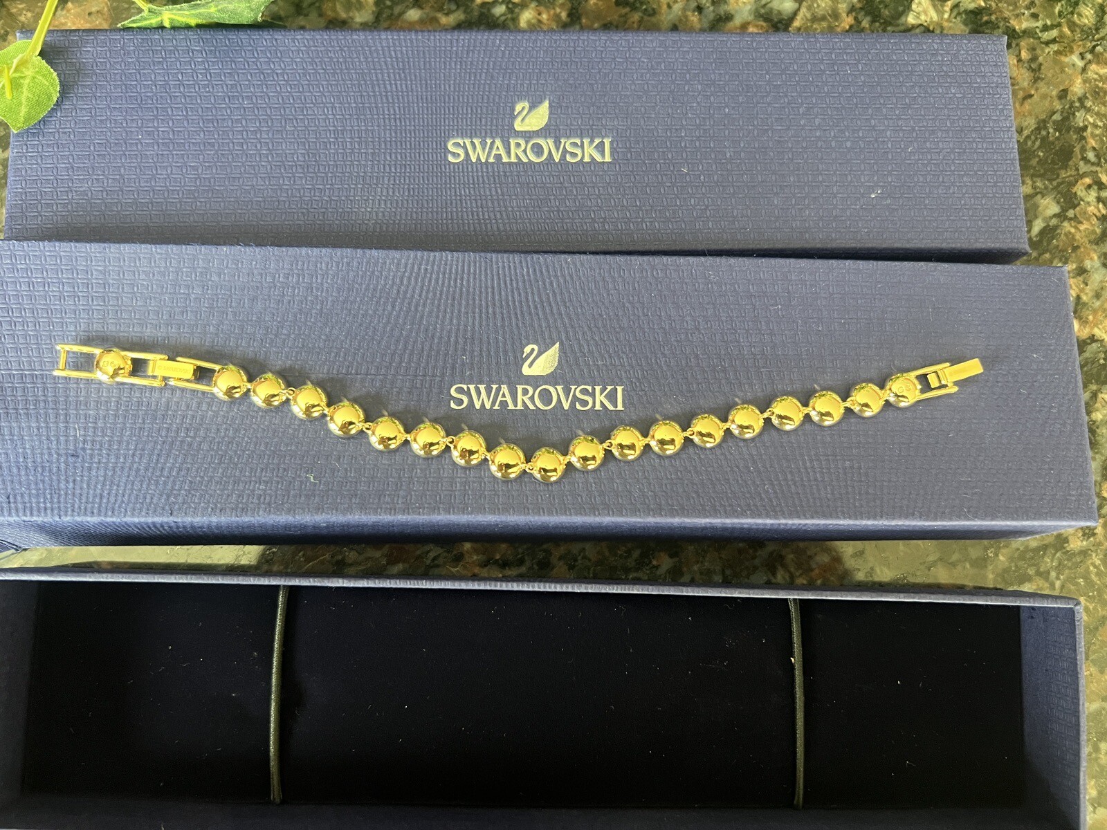 NEW Authentic SWAROVSKI Sparkle Crystal Bracelet 5505469 NIB
