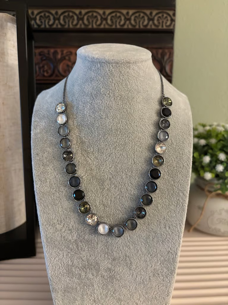 Bomb Party Holiday Jewel Candy Necklace – Black Tie Twilight