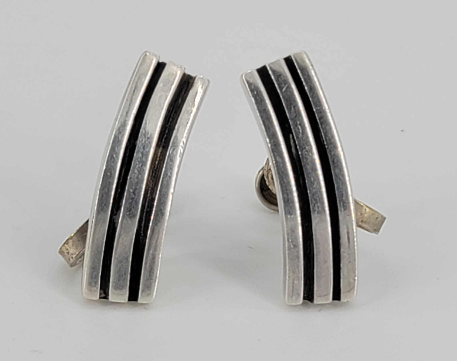 Taxco Modernist 925 Mexico Marked Sterling Silver Screw Back Earrings