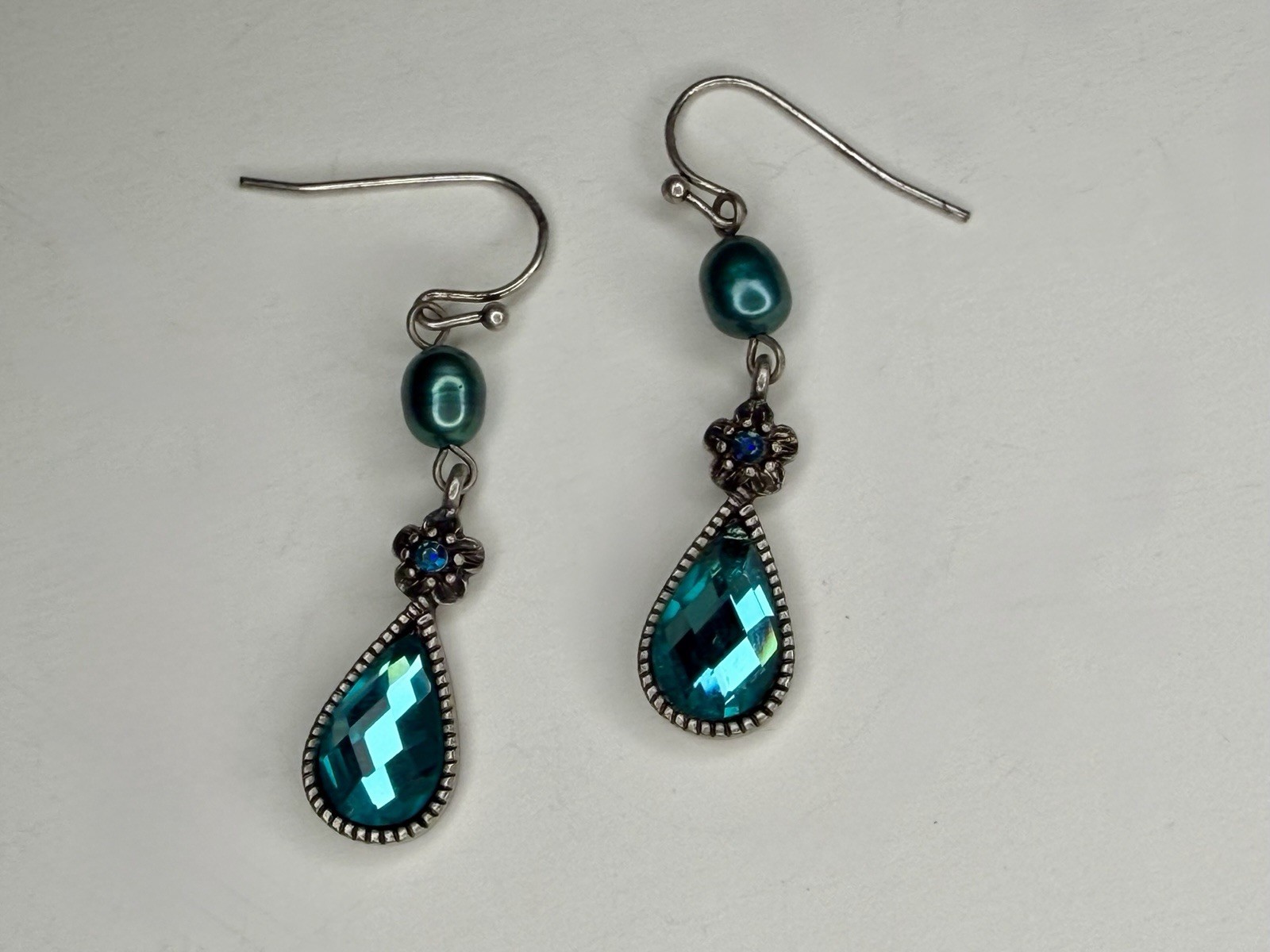 Lia Sophia Peacock Blue Crystal Necklace & Earrings Set Floral Silver Tone