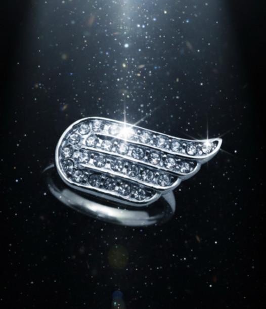 Ladies Bling Wing Ring White Crystals Stainless Steel Jewelry 113