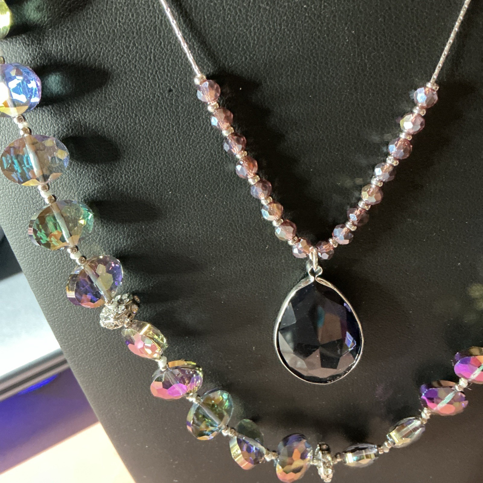 NWT Donna & Lilly 2-in-1 Separating Layered Necklace Set Iridescent Beads Pndt