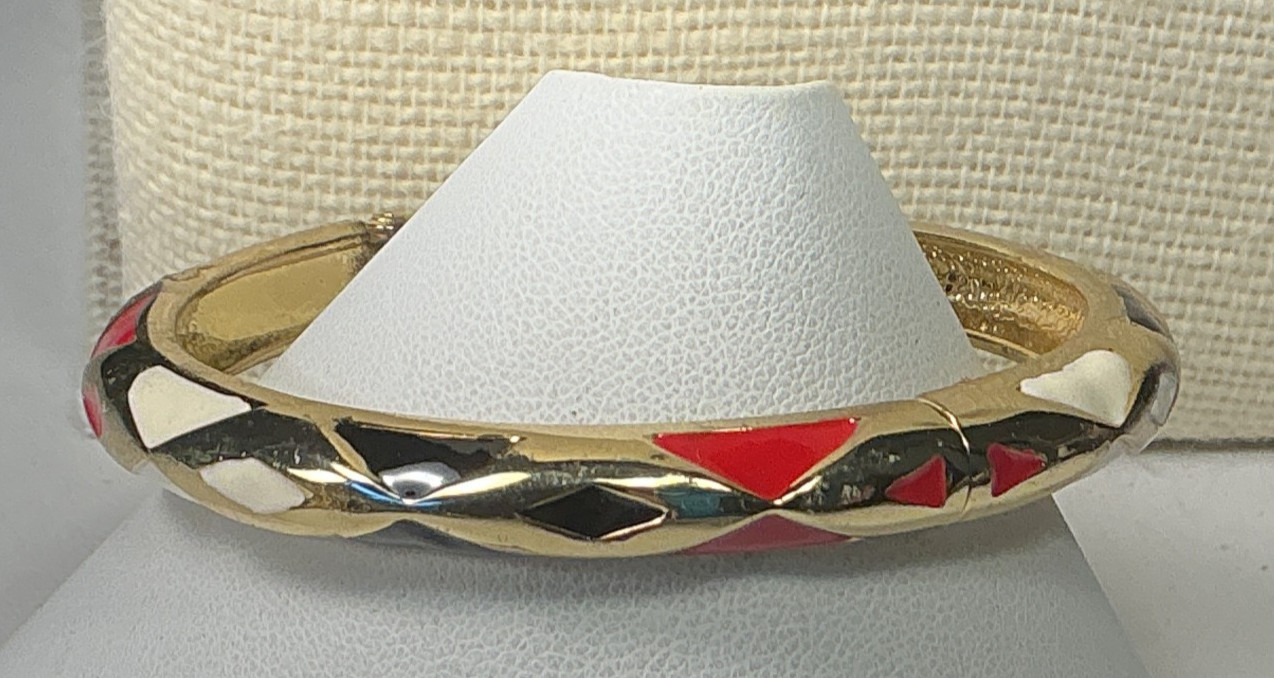Fashion Bracelet Black Red White Enamel Cast Gold Tone Clamper Bangle Lot 82B