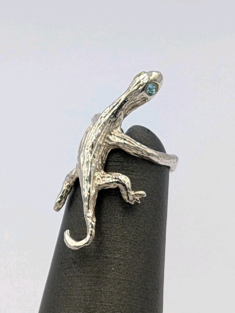 Sterling Silver Blue Crystal Eyed Lizard Gecko 925 Right Earring Ear Cuff – 1.5g