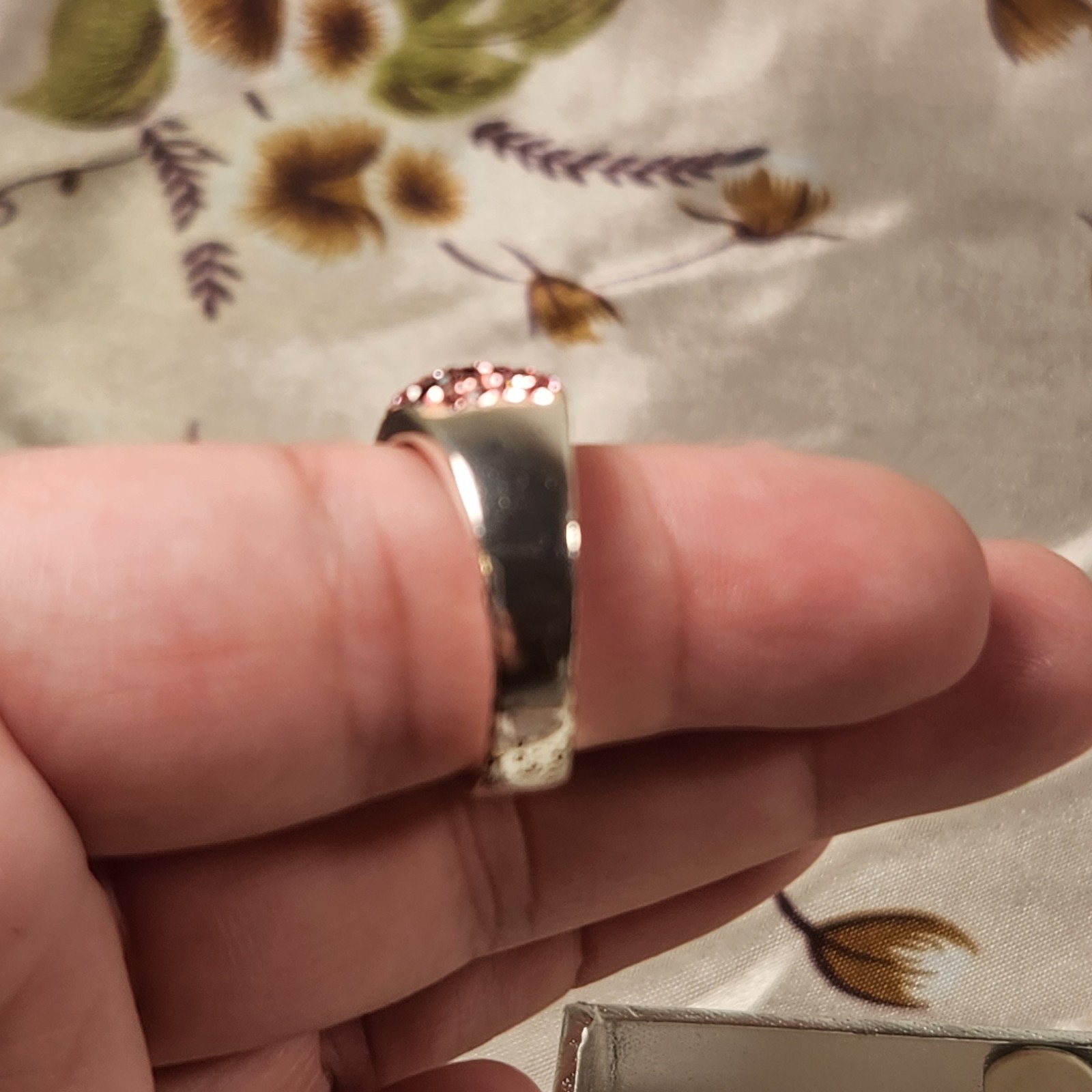 Genuine Crystal Size 8 Pink Zebra Ring