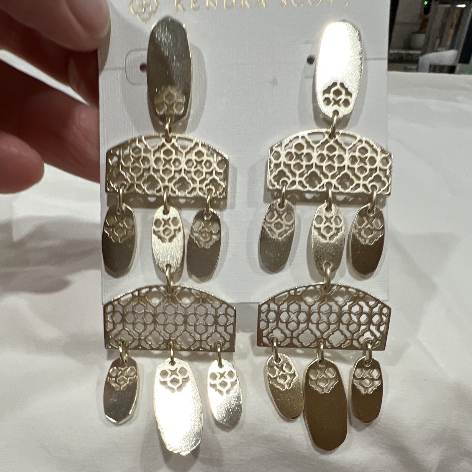 Kendra Scott Gold Tone Chandelier Dangle/Drop Earrings Asymmetrical