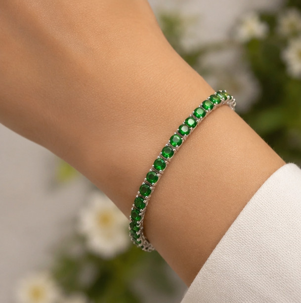8Ct Round Cut Simulated Emerald Engagement Tennis Bracelet 14K White Gold Plated
