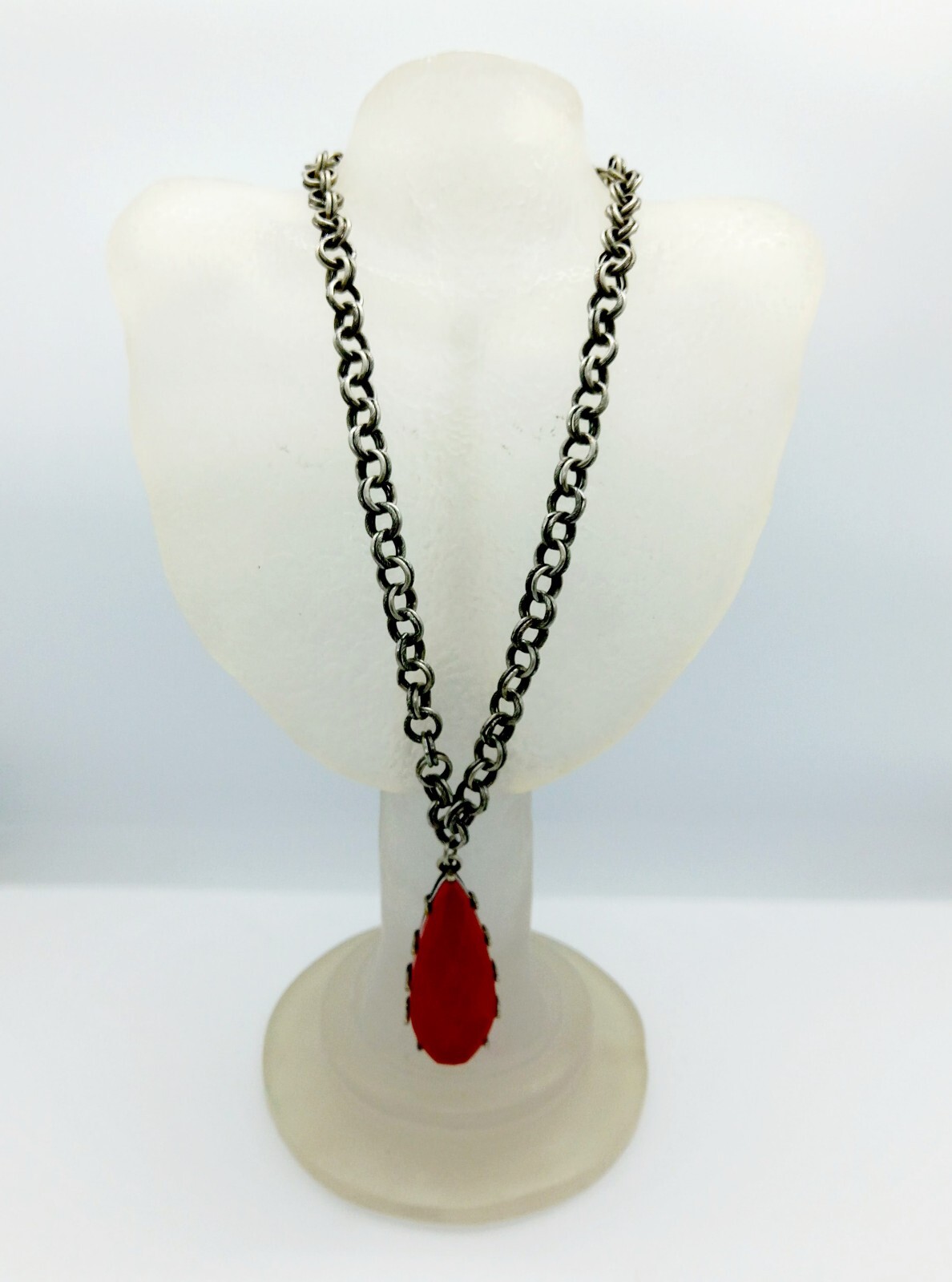 Chainmail Pewter T Bar Necklace Red Pendant 17.5″