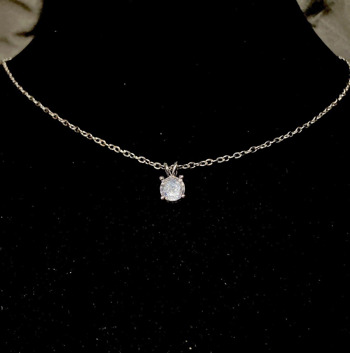 SilvertoneSolitaire 1CT Round Cubic Zirconia Necklace 18” Stainless Steel NEW