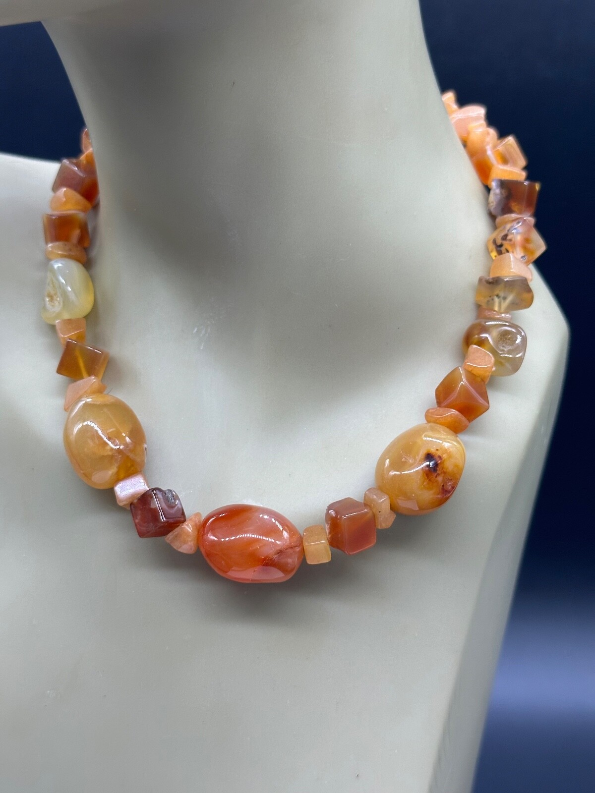 ESTATE POLISHED CARNELIAN STONE BEAD NUGGET STRAND STRING NECKLACE 16″