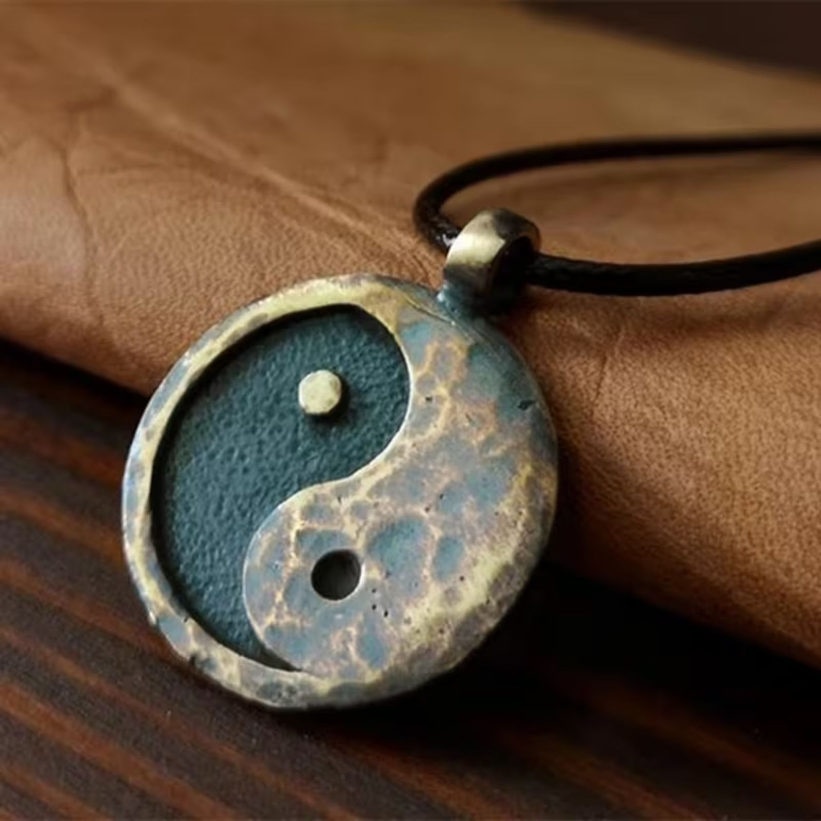Ying Yang Charm Pendant Necklace Round Tai Chi Boho Chinese Amulet 2-Tone Vintge