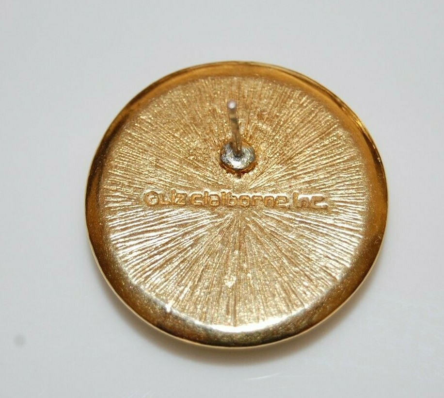 ELEGANT VINTAGE LIZ CLAIBORNE COUTURE WHITE AND GOLDEN LOGO SHIELD POST EARRINGS