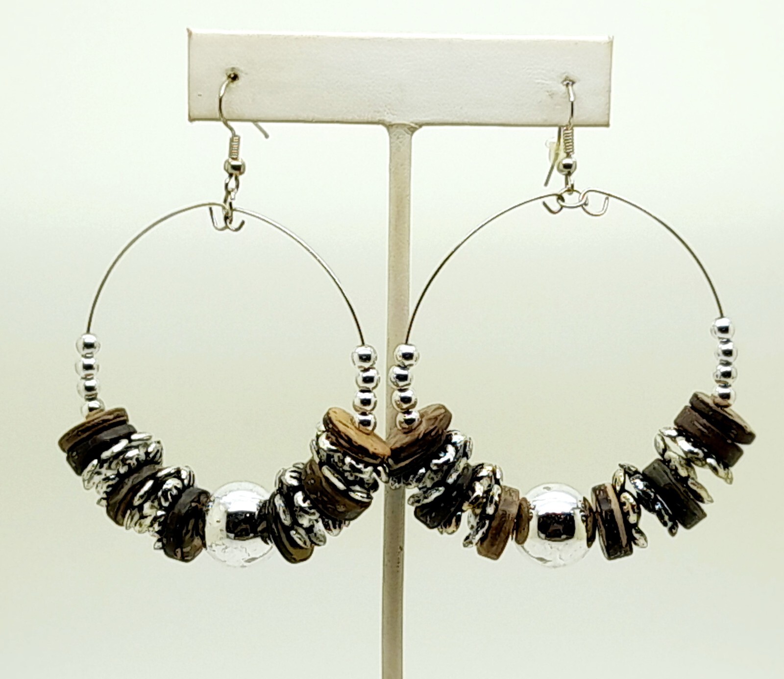 BOHEMIAN STYLE BROWN WOOD & ANTIQUED & SILVER ALLOY BEADED HOOP DANGLE EARRINGS