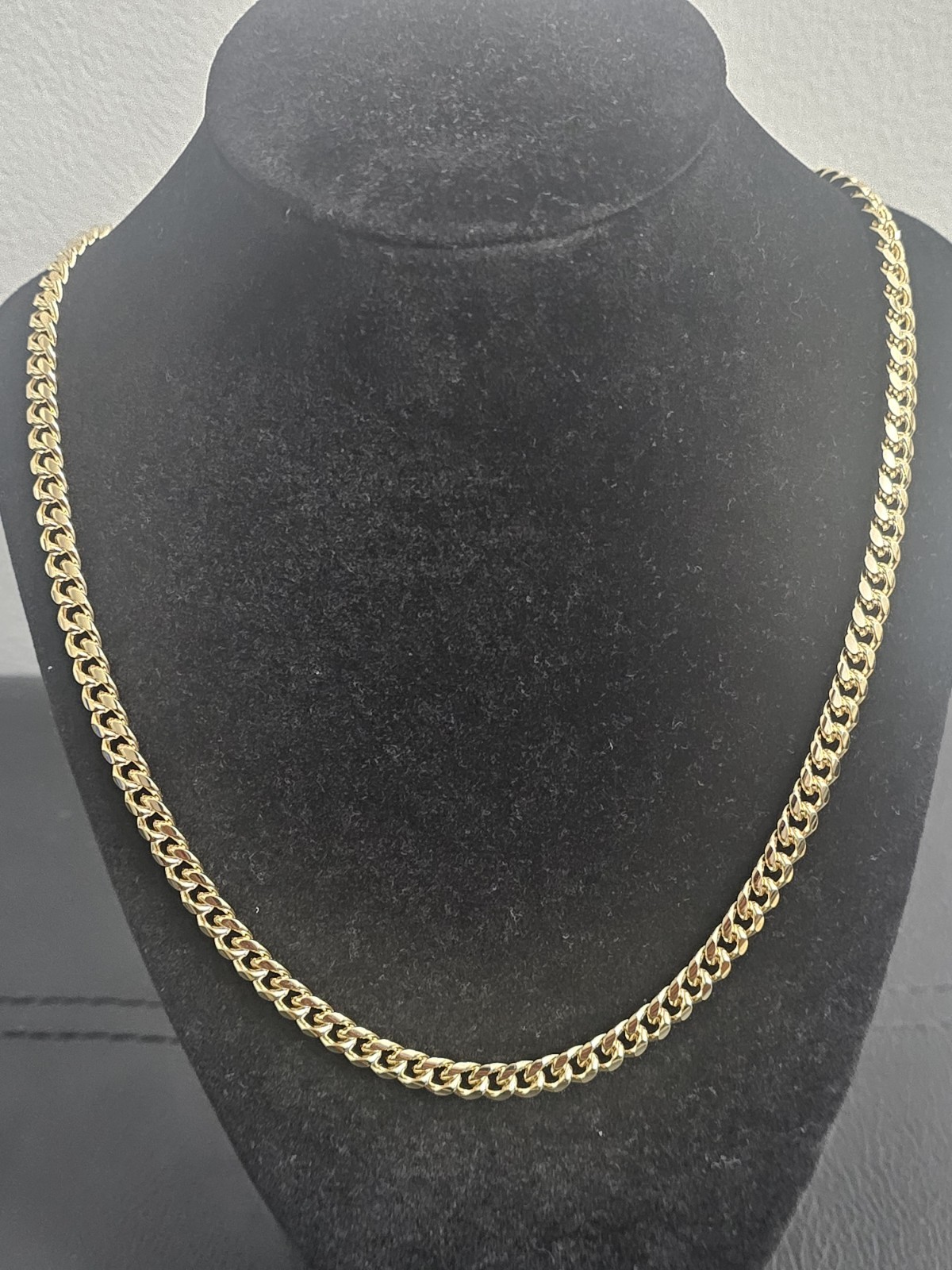 24in.14K Gold-Plated brass-6.2mm triple box lock Cuban Link Chain Necklace