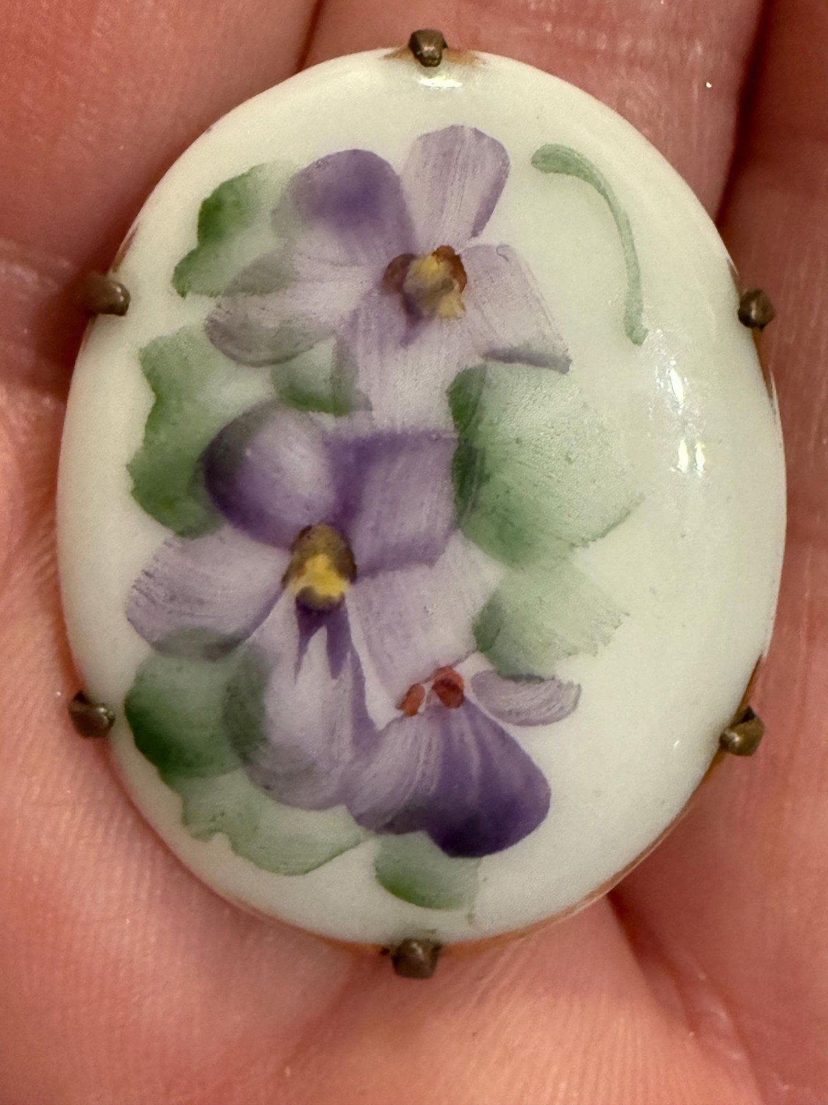 Antique Hand-Painted Porcelain Floral Brooch – Victorian / Edwardian Brass Pin –