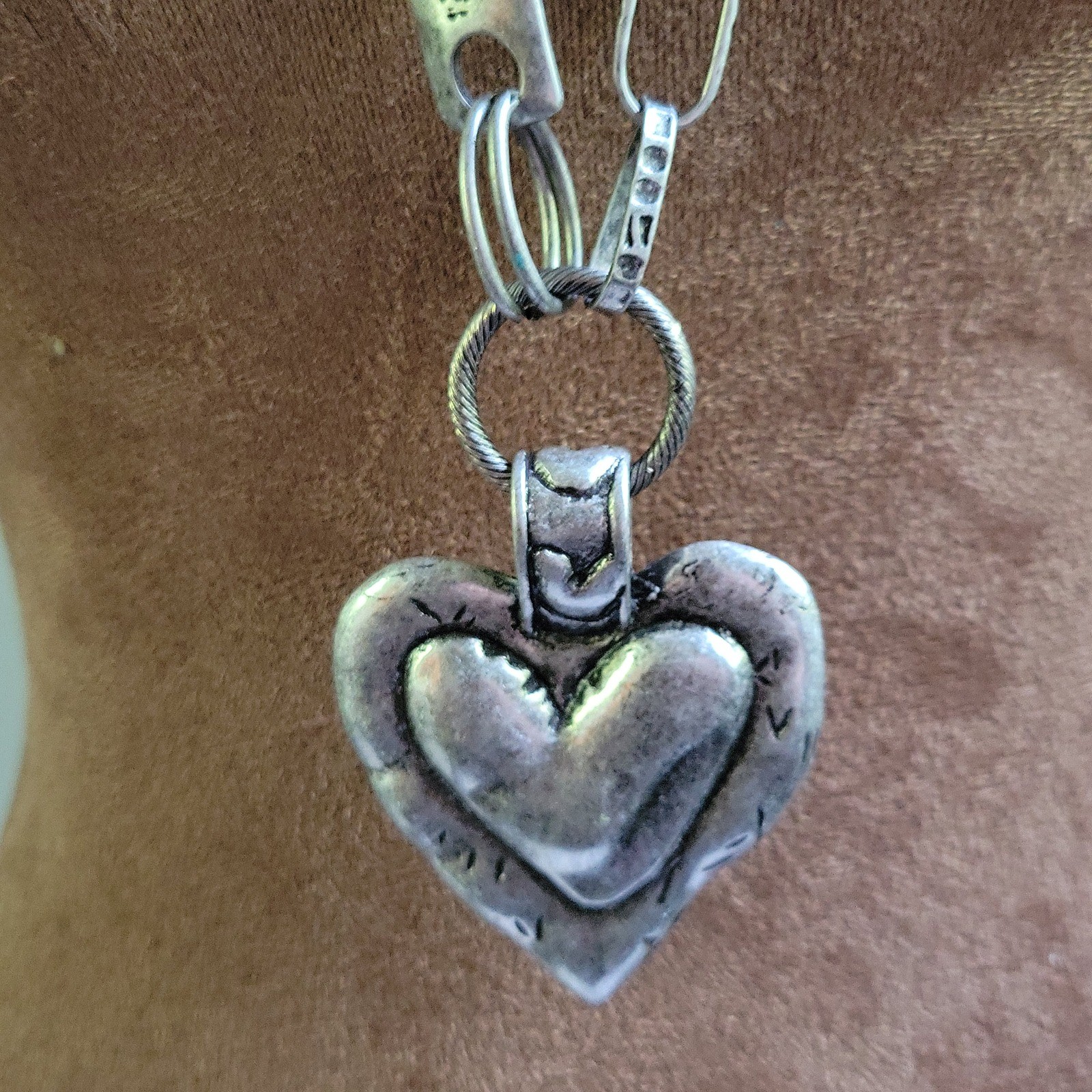 Silver Tone Chunky Mixed Link Heart Pendant Necklace 32″ Whimsical
