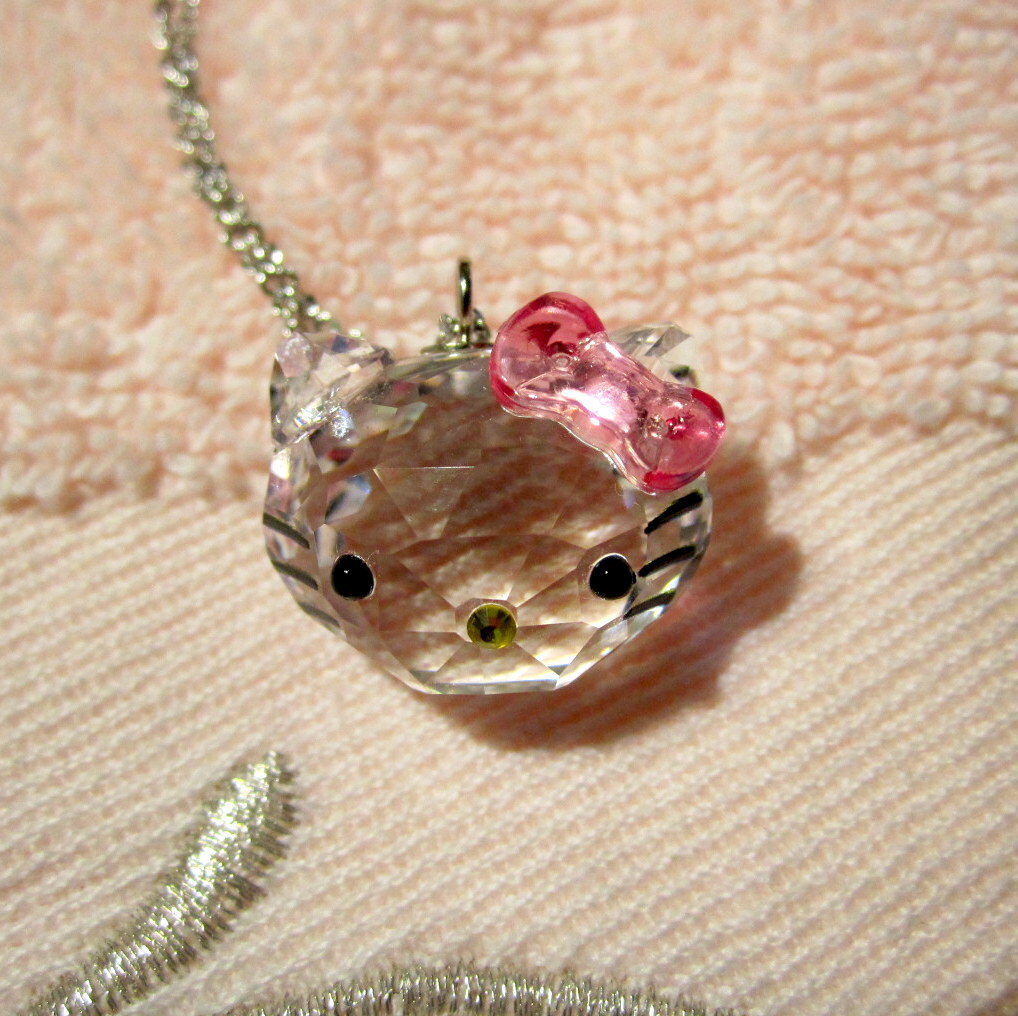 Hello Kitty Necklace – Genuine Austrian Crystal – STUNNING!