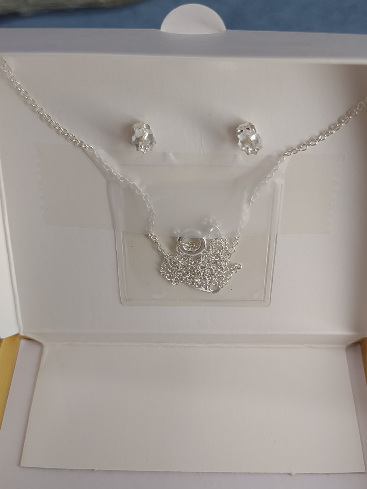 New Peanuts Snoopy Jewelry Set Necklace Earrings Silver Plated NIB This Is Life