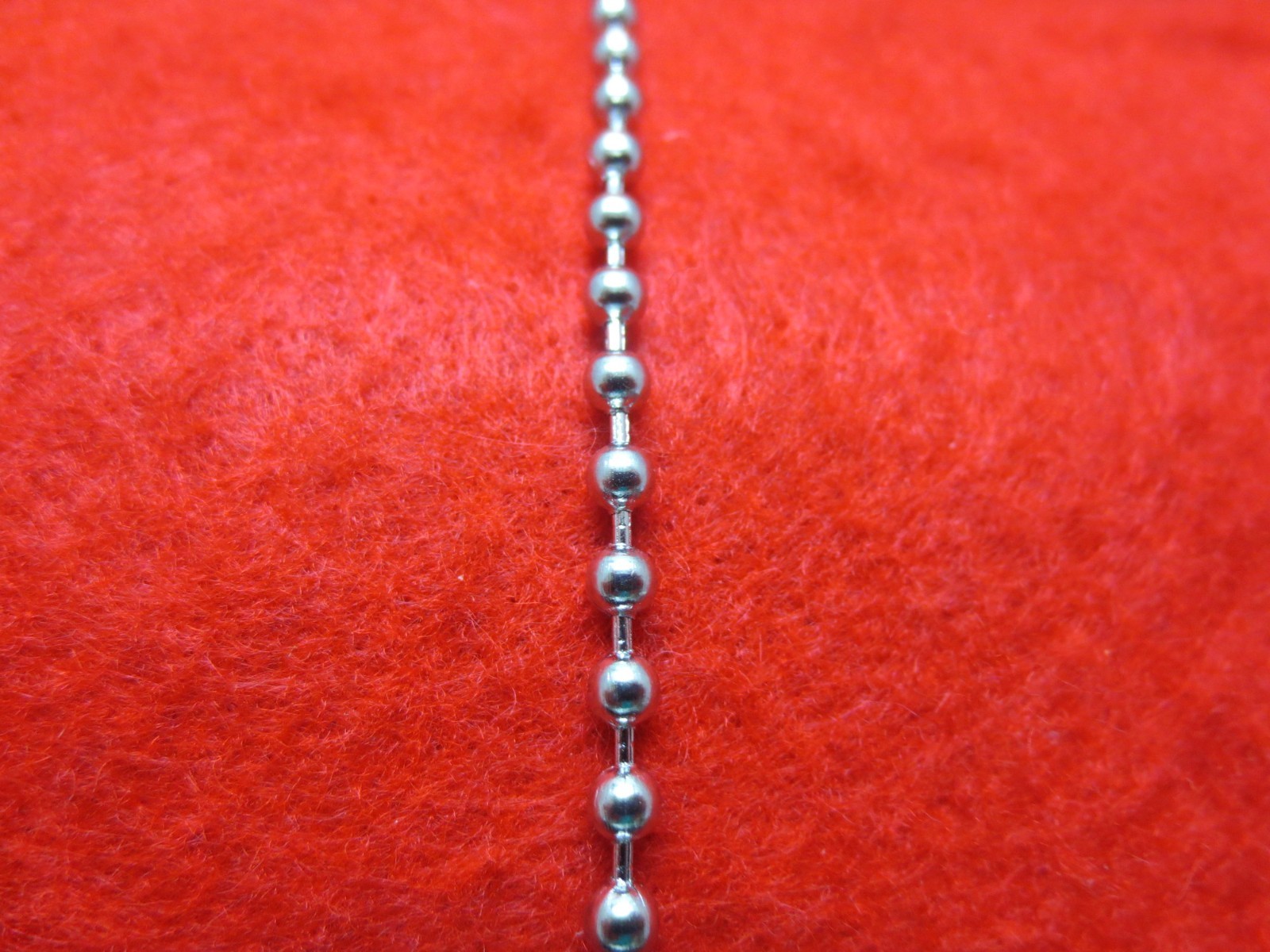 3.2mm STAINLESS STEEL SILVER BALL CHAIN FROM 16″-48″ WITH A LOBSTER CLAW CLASP