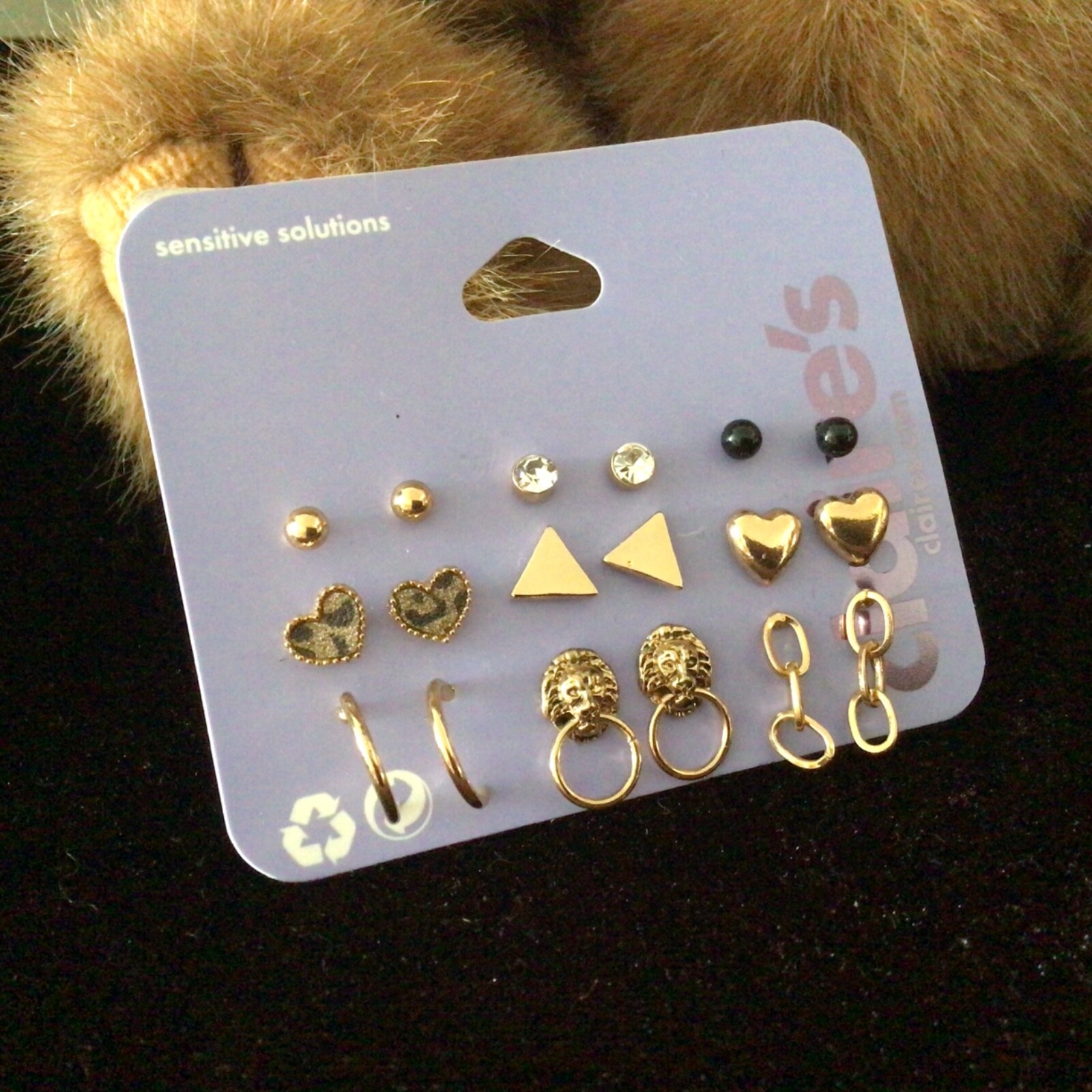 Claire’s set of 9 Girls Mixed Metal Heart ball Stud & Hoop Earring Set