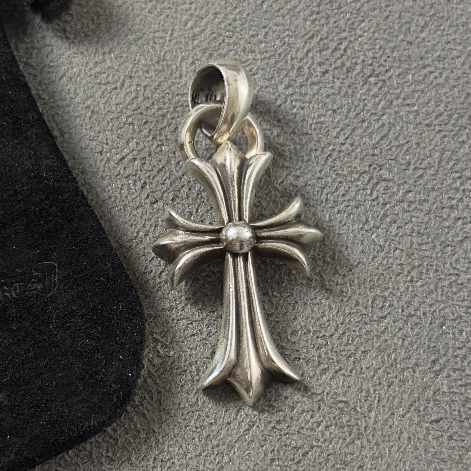 Chrome Hearts Small Cross Bale Pendant