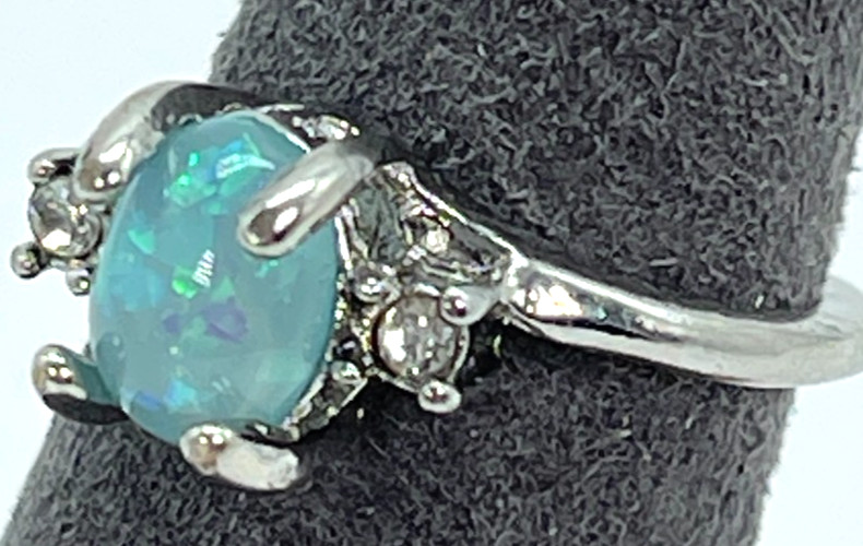 Ring Silver Tone Blue/Green Lab Opal w/Clear Crystal Side Accents Size 5