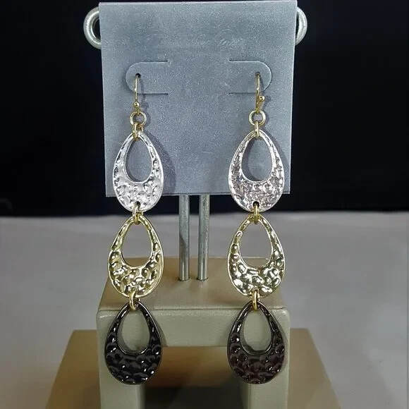 Talbots Women’s Trendy Dangle Multi Color Hammered Metal Hook Earrings NWT