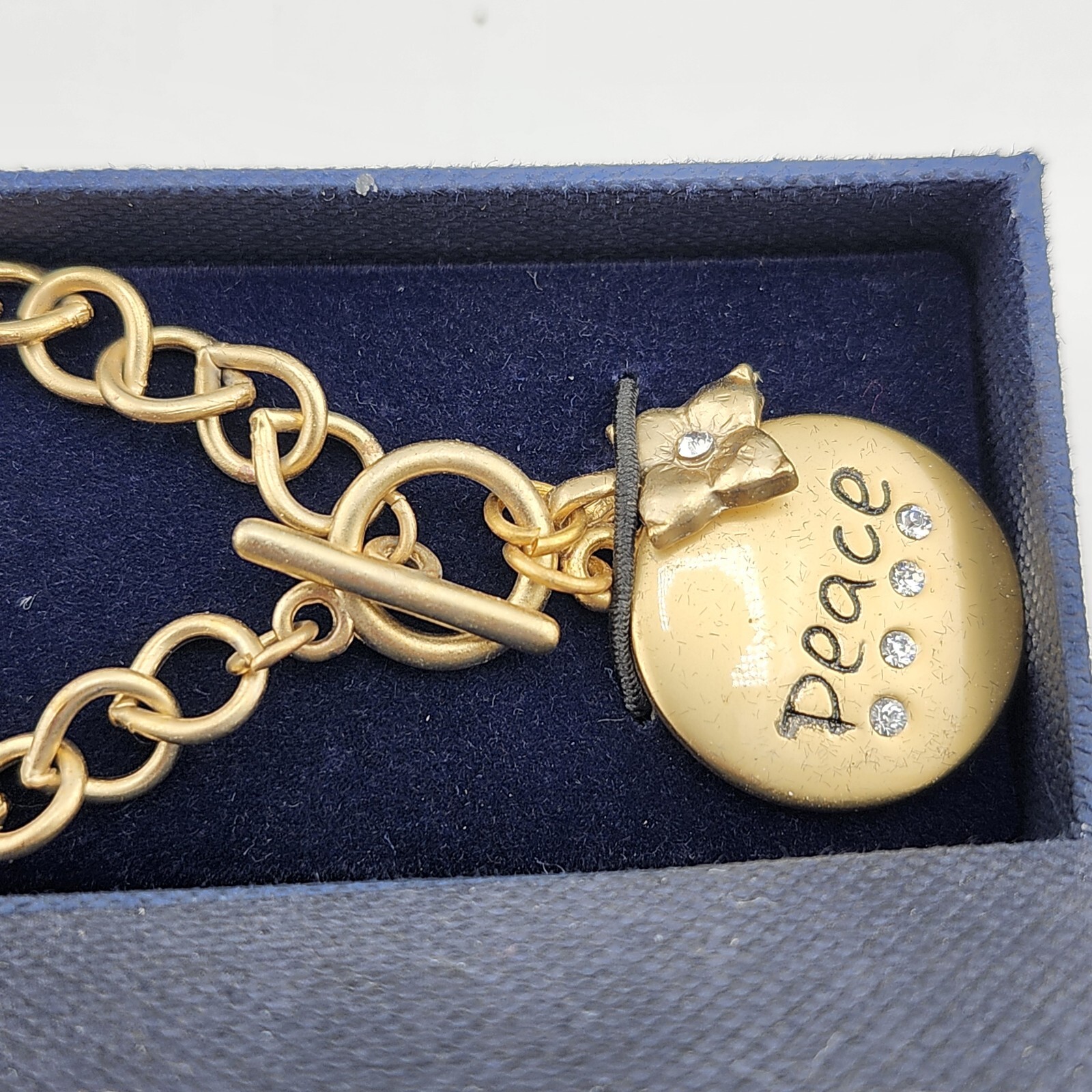 NIB Peace Bracelet The Pure Crystal Collection Swarovski Crystal