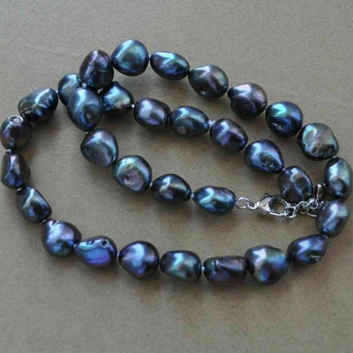 Natural Baroque 7-8/8-9/9-10mm Black Freshwater Culture Pearl Necklace 18 in