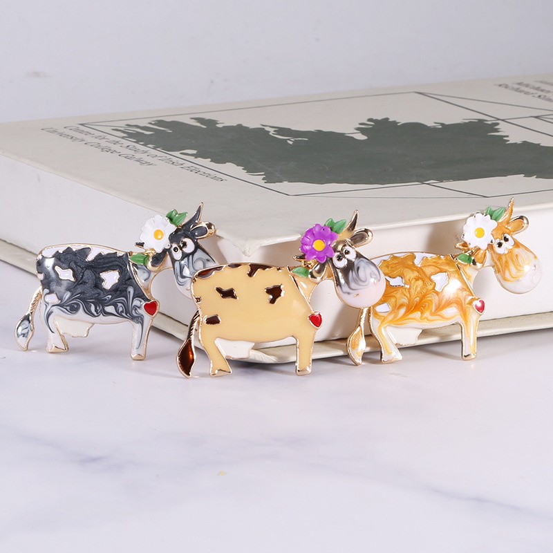 3P Cartoon Flower Cow Brooches Drop Animal Lapel Pin Cute Accessories for Women
