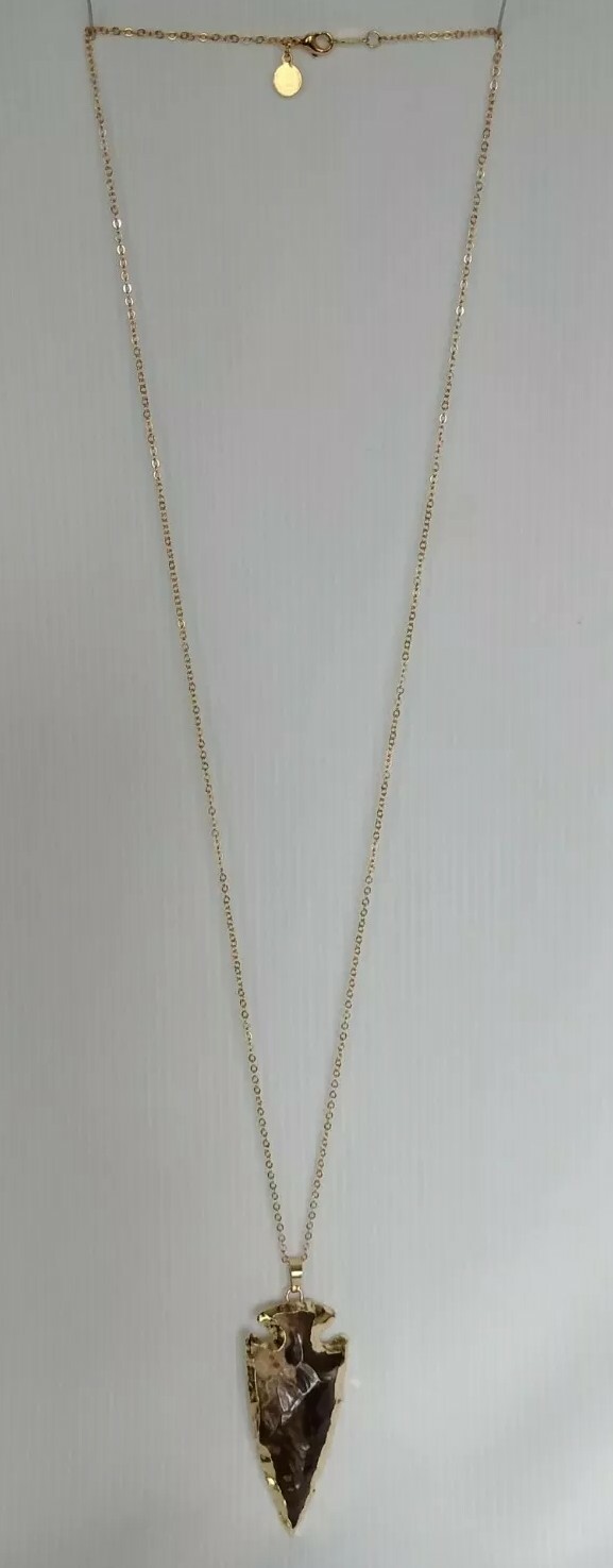 LEILA Jewelry 24k Gold Bond Brown Agate Arrowhead Pendant Necklace 16.5″