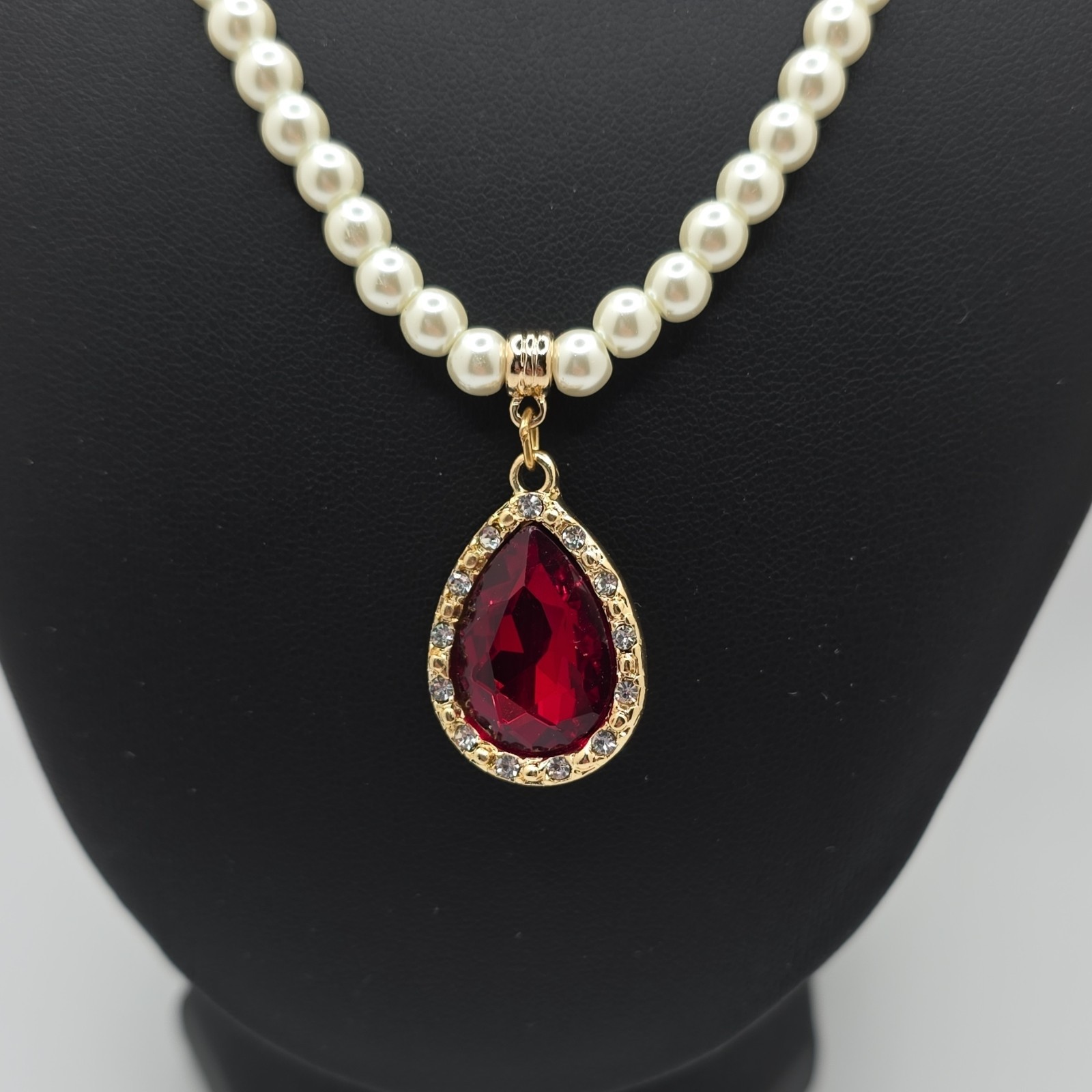 1928 Gold Tone Imitation Pearl Necklace Red Pear Glass Pendant