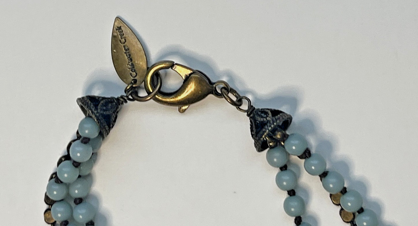 COLDWATER CREEK COPPER COLOR METAL ACRYLIC BLUE & LILAC BEADS BUTTERFLY NECKLACE