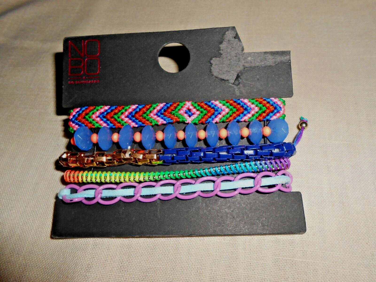 No Boundaries Set of 5 Bracelets – Colorful- New! L6B