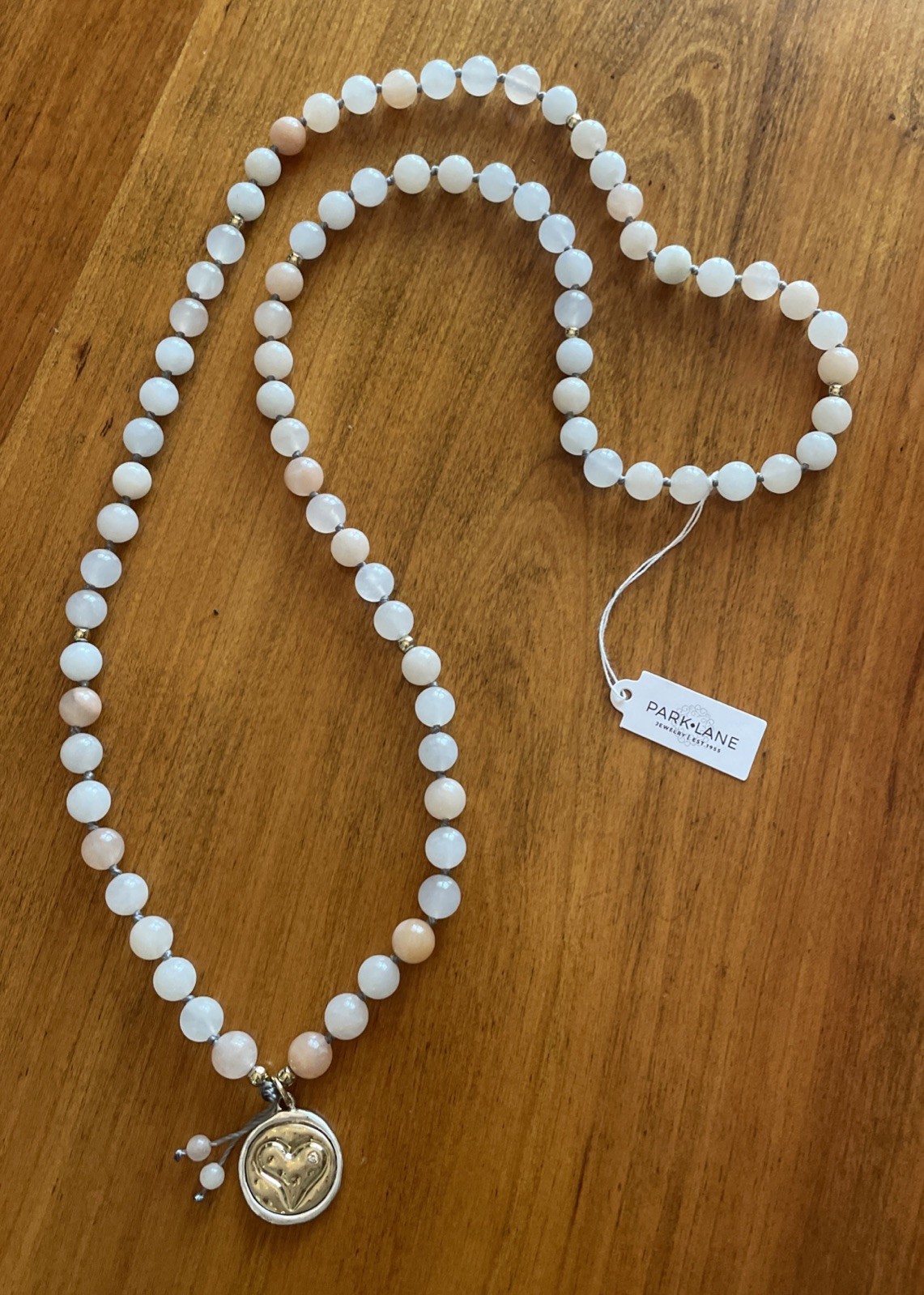Park Lane Necklace NWT White, Off-White, Lt Coral Natural Beads Heart Charm, 32”