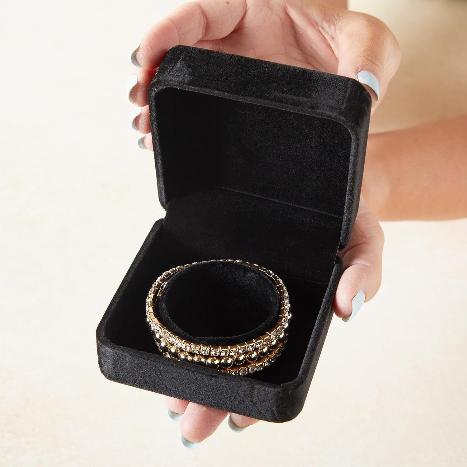 Small Velvet Jewelry Gift Box for Women, Bracelets, Rings, Earrings, Necklace (B
