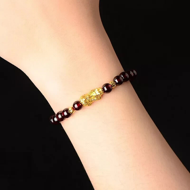 2025HOT Garnet Beads Pixiu Charm Crystal Luck Bracelet Unisex Healing Reiki Gift