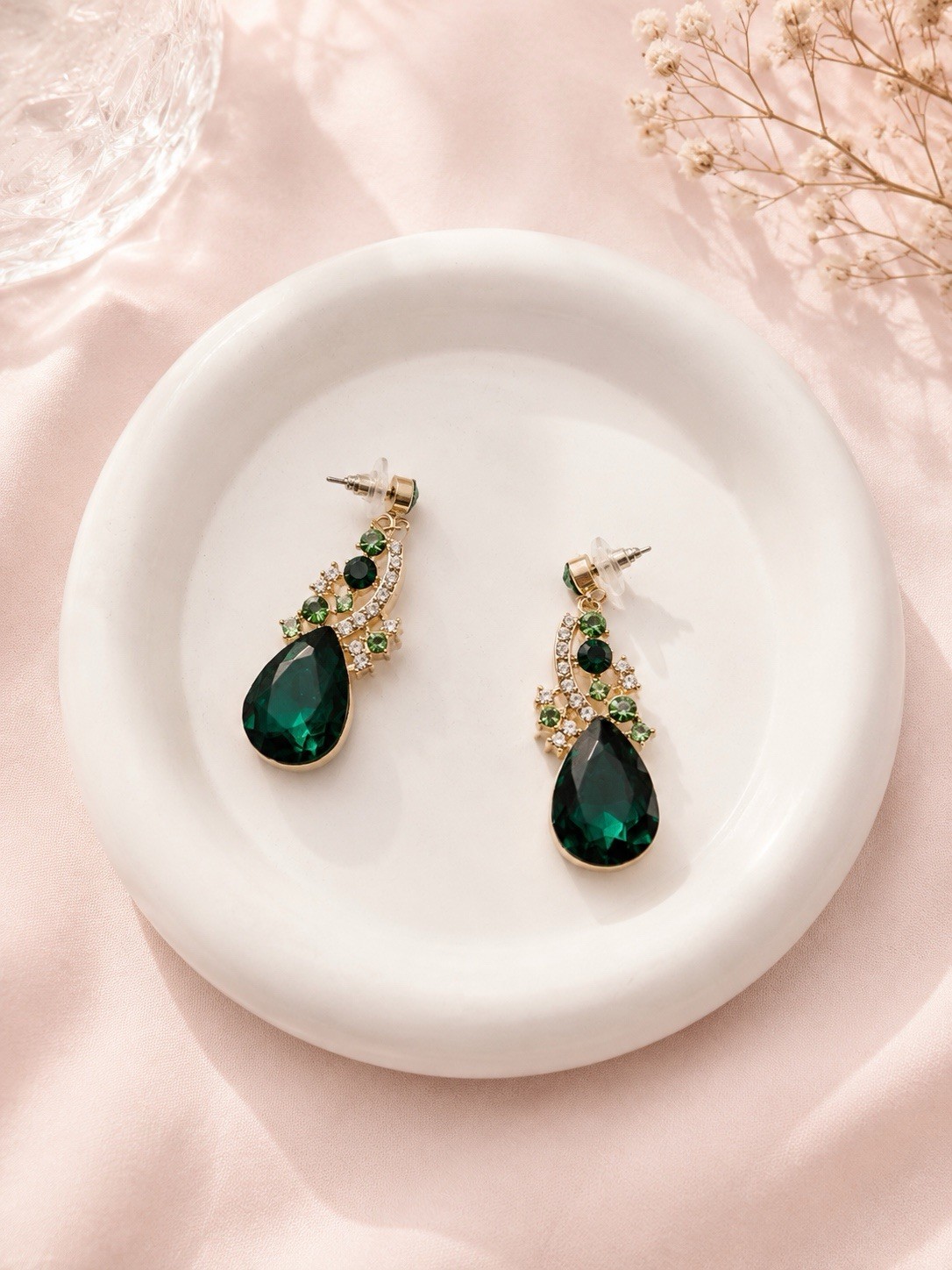 Gold Tone Green Teardrop Crystal Necklace & Drop Earrings Jewelry Set
